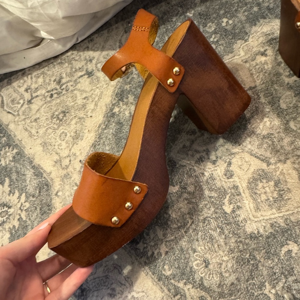 Brown Platform Sandals